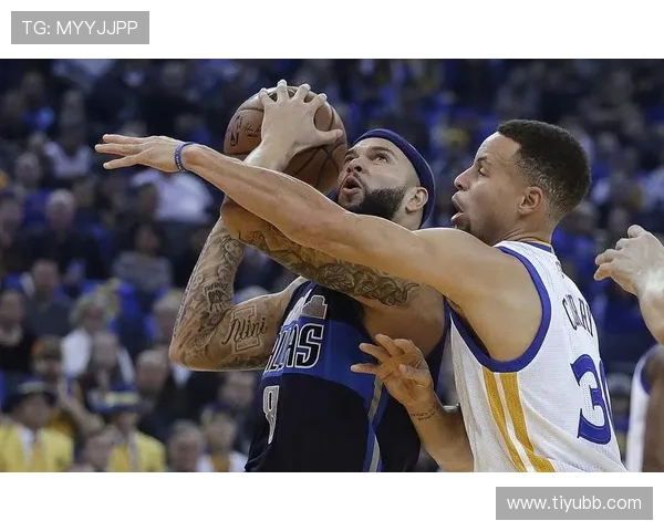 NBA直播勇士vs小牛:巅峰对决引爆篮球热潮 NBA直播勇士vs小牛:巅峰对决引爆篮球热潮